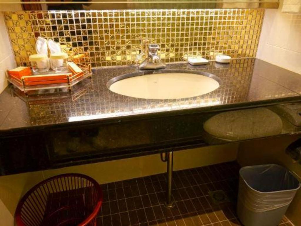 Golden Spring Hotel Lijiang Lijiang (Yunnan) Exterior foto