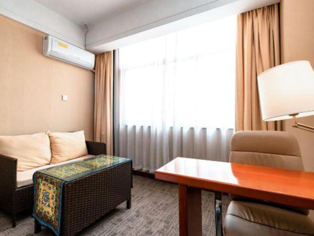 Golden Spring Hotel Lijiang Lijiang (Yunnan) Exterior foto
