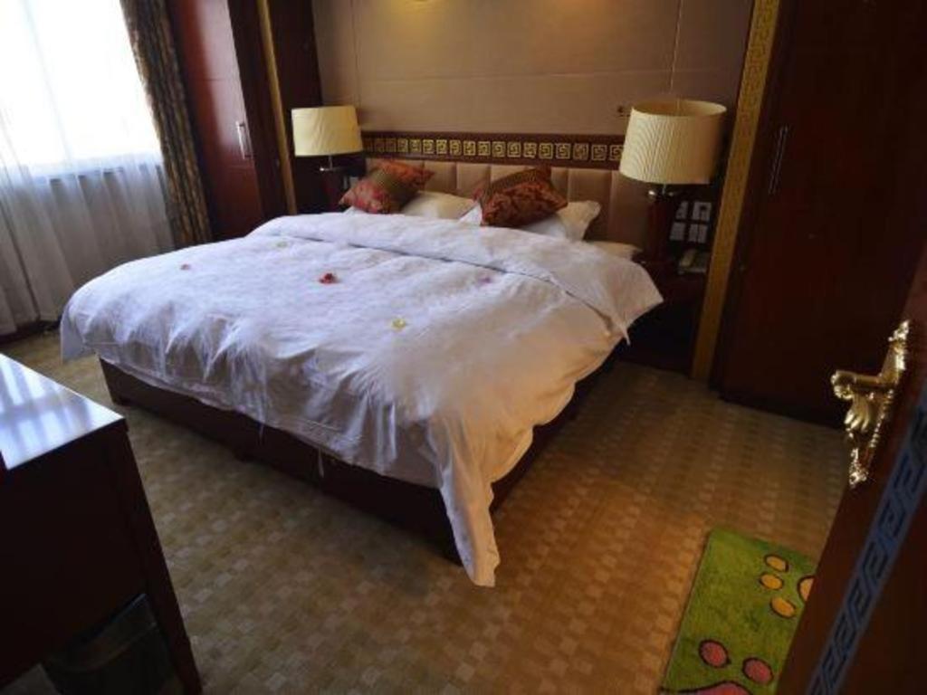 Golden Spring Hotel Lijiang Lijiang (Yunnan) Exterior foto